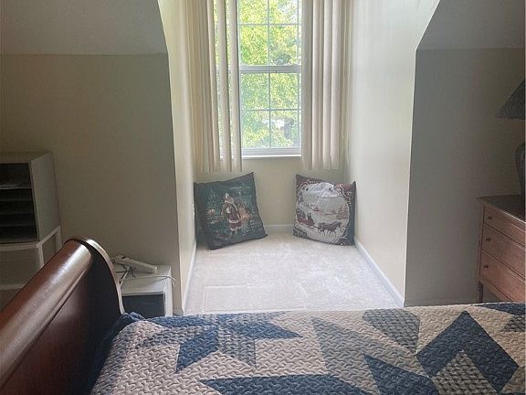 5th image of 222 Marilyn Ln #41