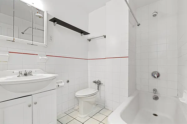 Rented by REAL New York | media 6