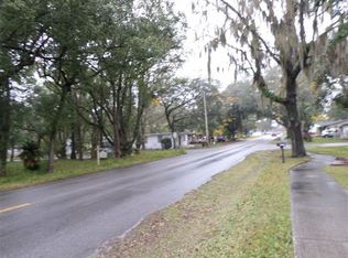 5533 12th St, Zephyrhills, FL 33542