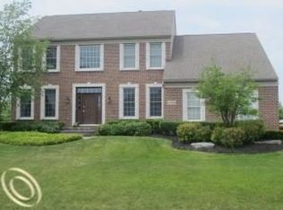 45991 Riviera Dr, Northville, MI 48168