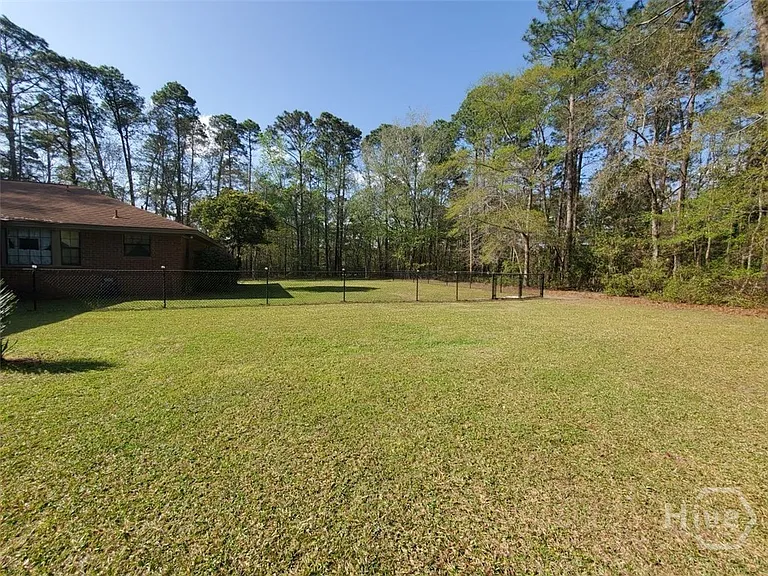 117 Maple Dr — Photo 12