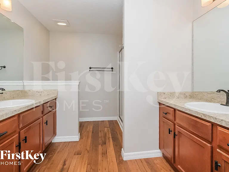 11867 Thicket Wood Dr — Photo 9