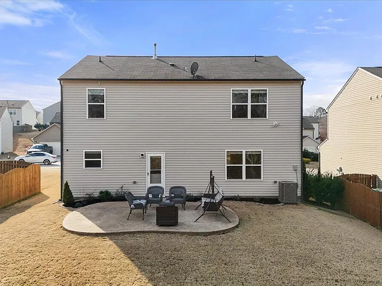 2678 Averon Dr — Photo 35