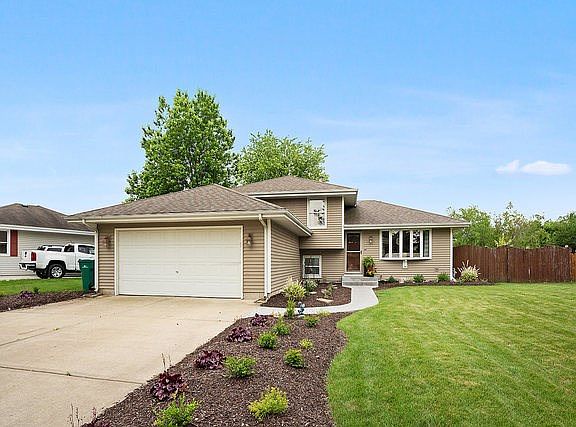 3rd image of 3107 Art Schultz Dr