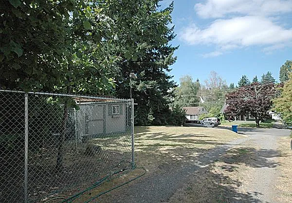14520 31st Ave NE — Photo 1