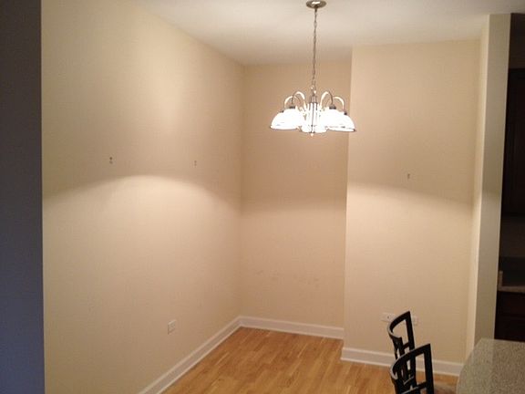 4th image of 1124 Lake St Unit 513