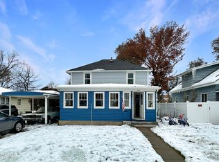 809 3rd Ave W, Williston, ND 58801