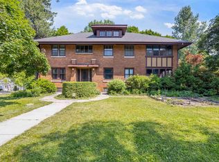 731 Garfield Ave, Rockford, IL 61103