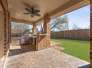 10447 Tree Hollow Cir, La Porte, TX 77571