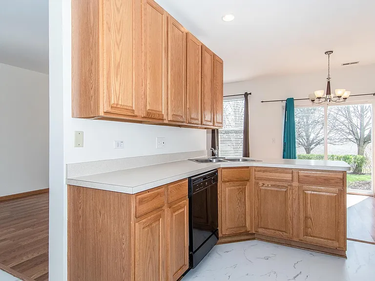 4133 Blackstone Dr — Photo 27