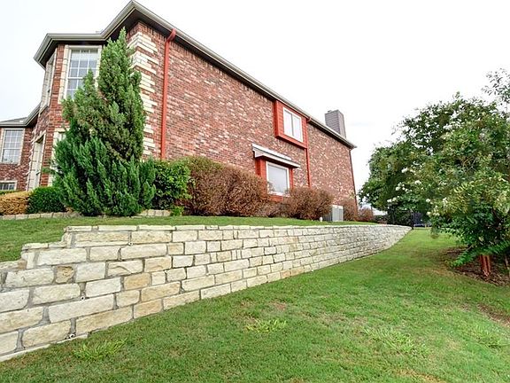 3rd image of 11501 Northview Dr