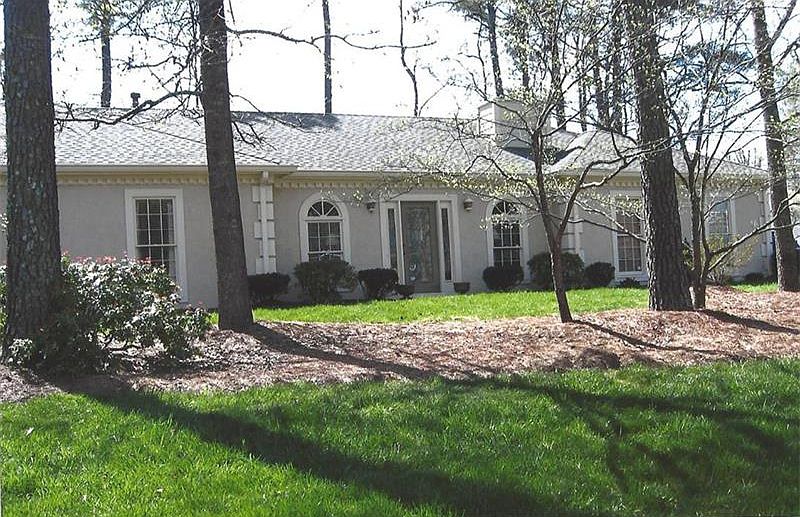 1st image of 1935 Hunt Crossing Ct