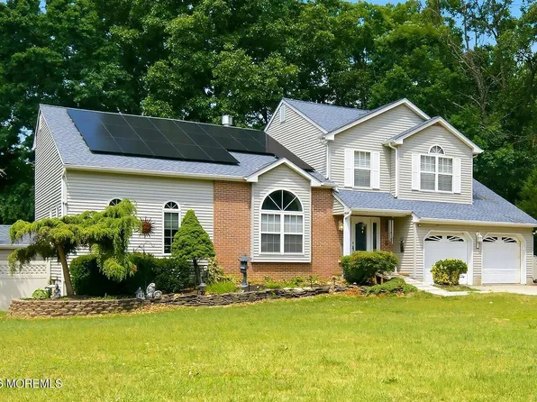 2 Persimmon Drive, Jackson, NJ 08527