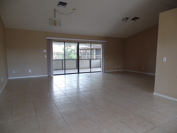 314865_Living