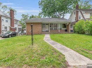 86-88 Chancellor Ave, Newark, NJ 07112