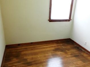 61 E Henderson Rd, Columbus, OH 43214