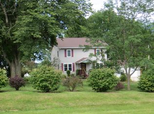 10820 Dysart Rd, Waterloo, IA 50701