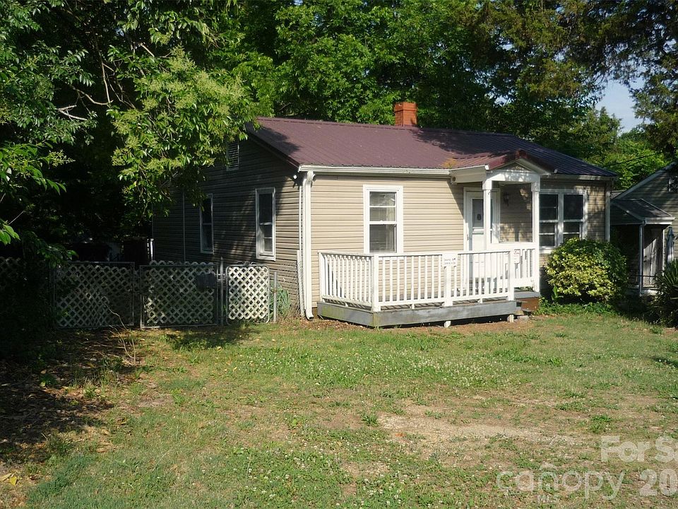 1st image of 407 Pear St