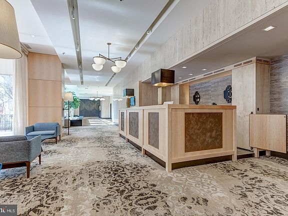 3rd image of 224 W Rittenhouse Sq #1809