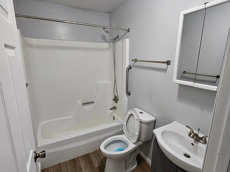 1160 Oakview Dr #7 — Photo 20
