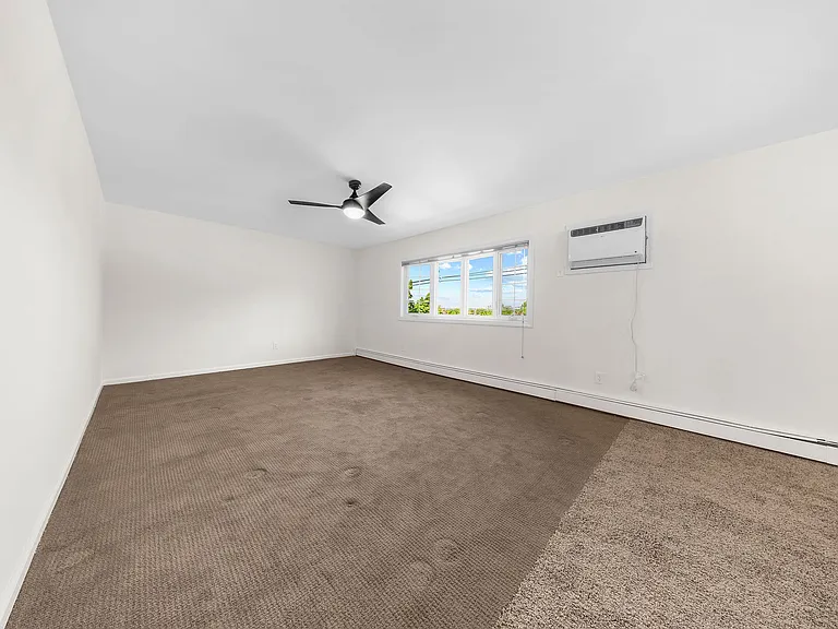 180 S Prospect Ave #2 — Photo 2