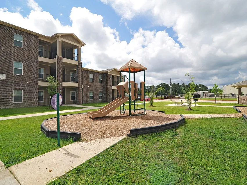 Willow Bend — Photo 3