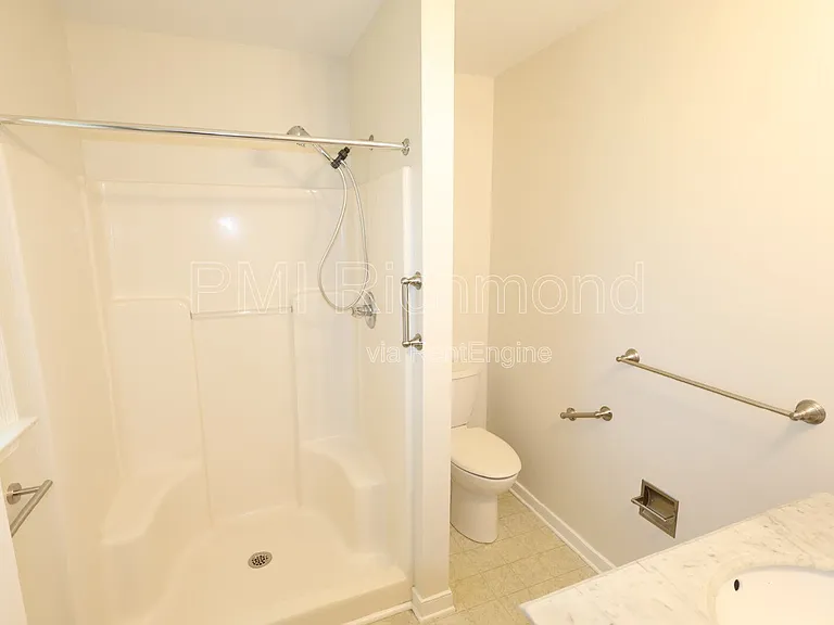 9713 Pampas Dr — Photo 28