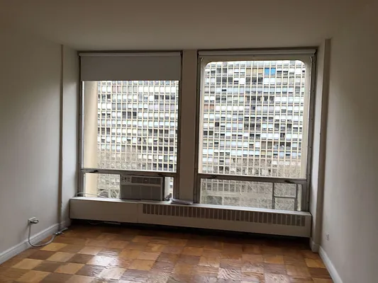 Rented by Bernard Marson, LREB | media 4