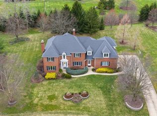 7614 Vinemont Ct, Hudson, OH