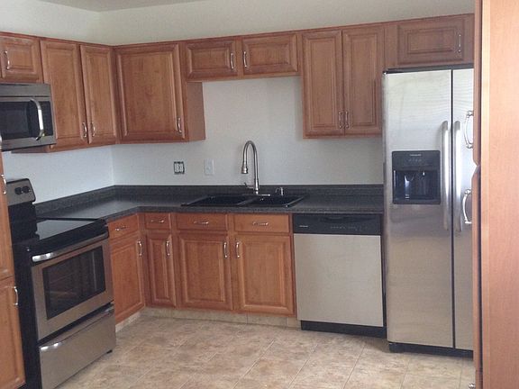 3rd image of 645 Purdue Ave