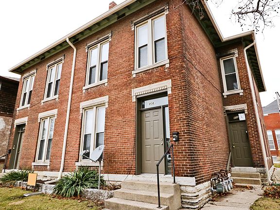3rd image of 806 Ferry St #A