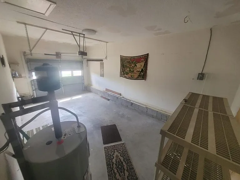 1225 Cobblestone Ln — Photo 14