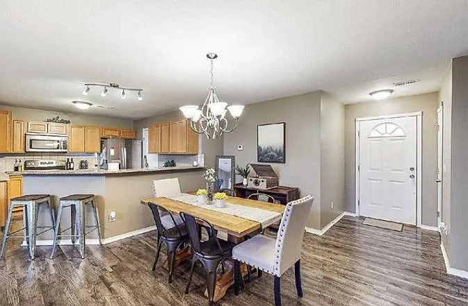 1001 Kadence Ln — Photo 4