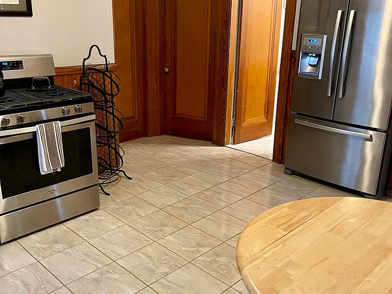 17 Rena St #1 — Photo 5