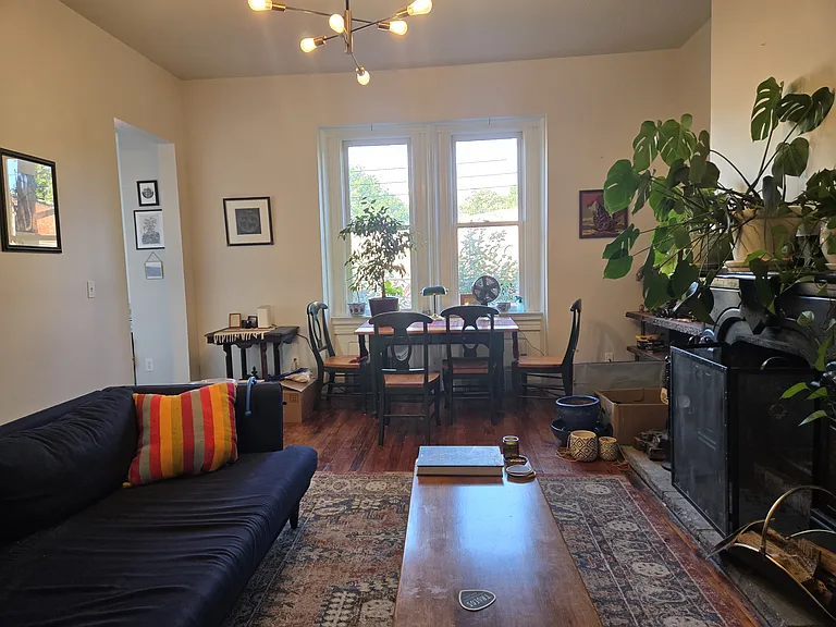 1239 Buena Vista St #2 — Photo 4