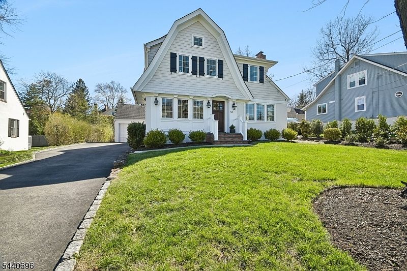 1st image of 42 Locust Dr