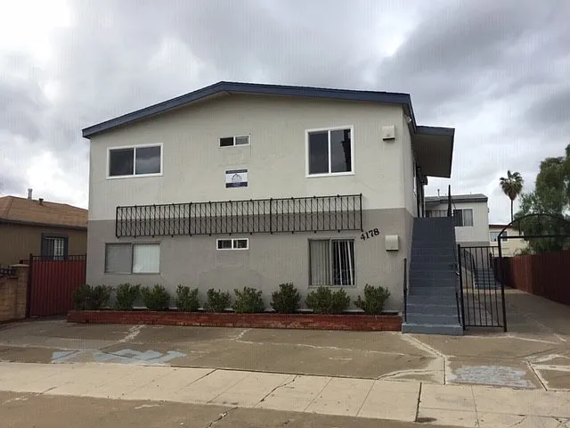 Photo 1 of 11 - 4178 Swift Ave #C - San Diego, CA Primary Photo - 4178 Swift Ave #C
