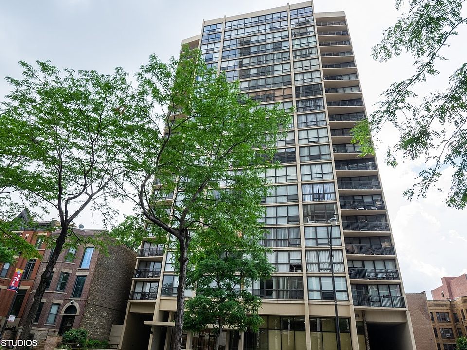1st image of 1540 N La Salle Dr APT 205