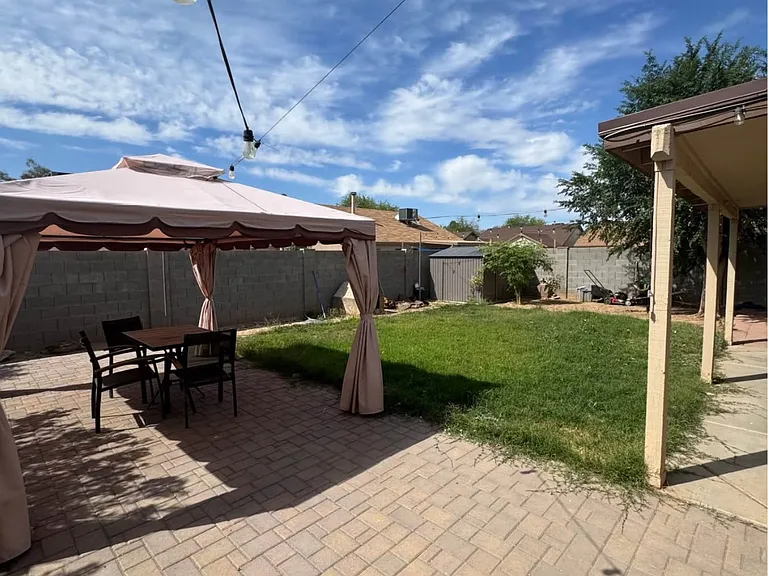 10143 W Colter St — Photo 8