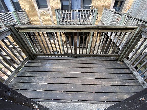 5th image of 4815-21 N Christiana Ave