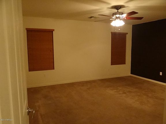 2nd image of 220 W Calle La Bolita