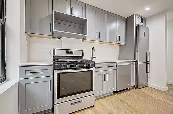 Rented by REAL New York | media 5