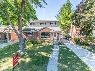 28156 Elmira St, Livonia, MI