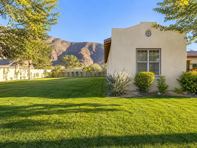 3035 Arroyo Seco — Photo 3