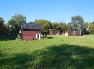 W Ridge Rd, Decorah, IA 52101