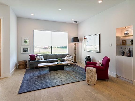 4th image of 3918 Cortez Dr