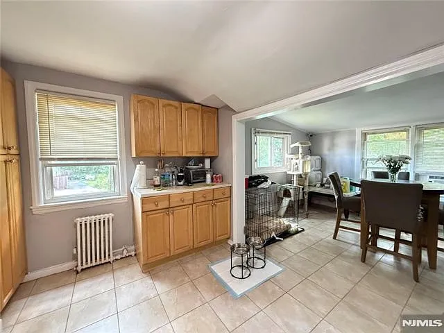 342 Lincoln Ave #2 — Photo 2