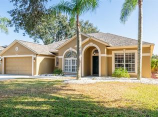 9404 Ayleshire Pl, Riverview, FL 33569