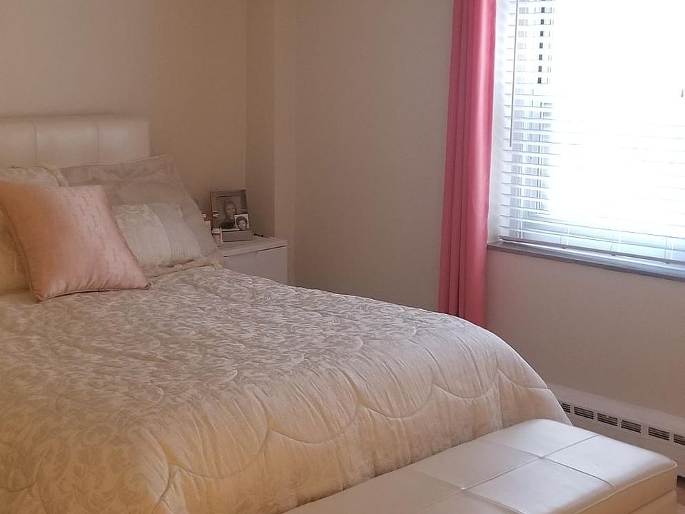 1st image of 4970 N Marine Dr #430