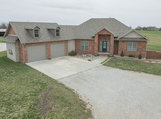 8825 Lawrence #2226P, Monett, MO 65708